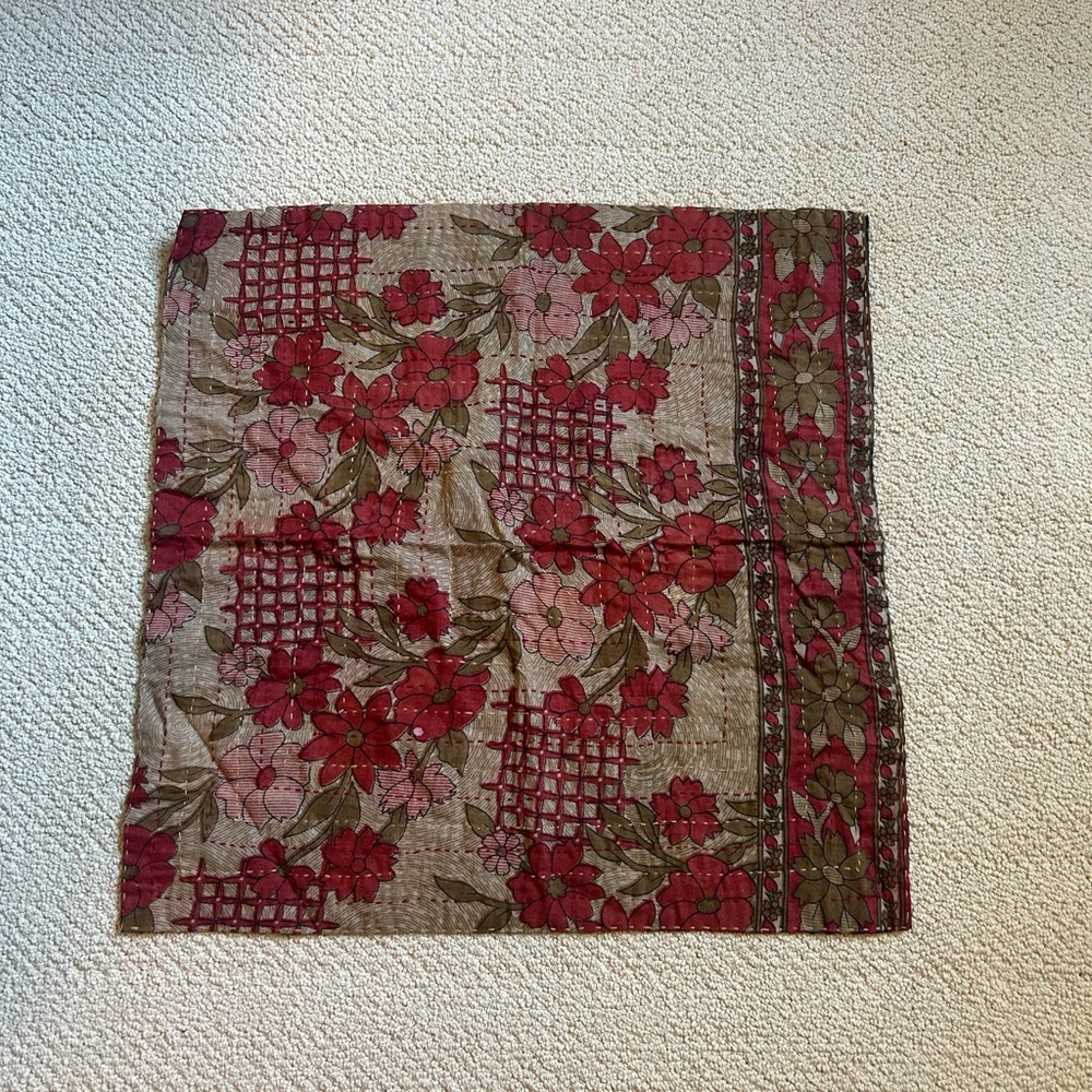 multicolored double sided napkin